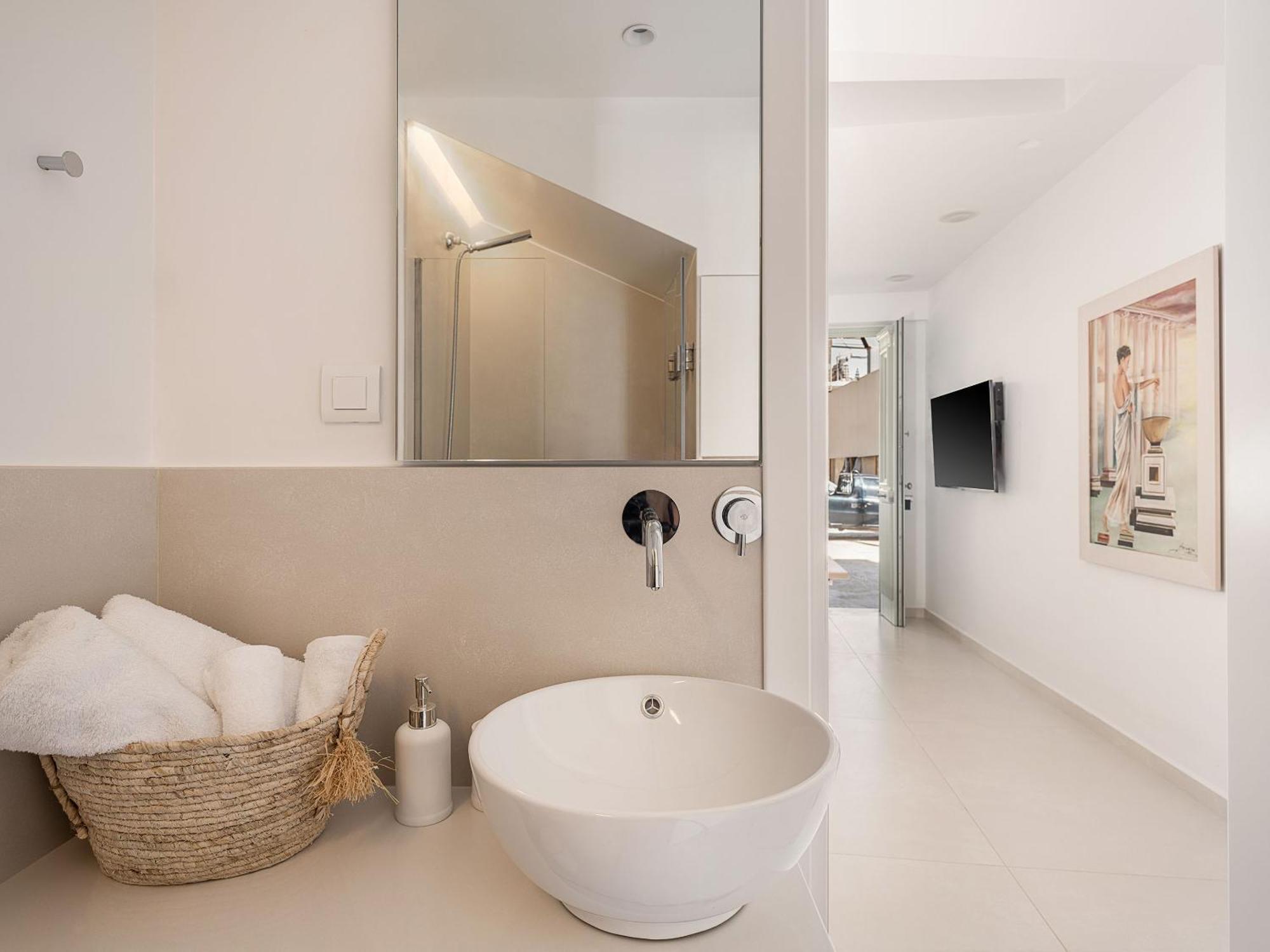 Mythodea Luxury Suites خانيا الغرفة الصورة
